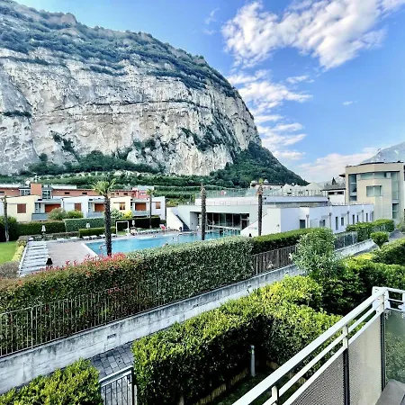 아파트 Outdooredo Garda Torbole