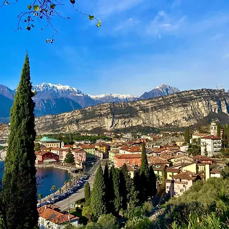 Outdooredo Garda Torbole * 토르볼레
